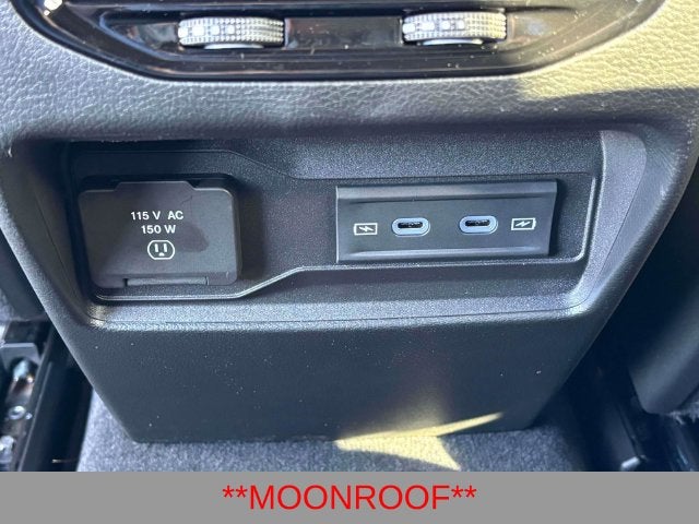 2027 Jeep Grand Cherokee GRAND CHEROKEE LAREDO ALTITUDE 4X4