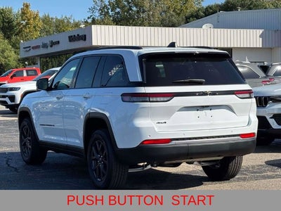 2027 Jeep Grand Cherokee GRAND CHEROKEE LAREDO ALTITUDE 4X4