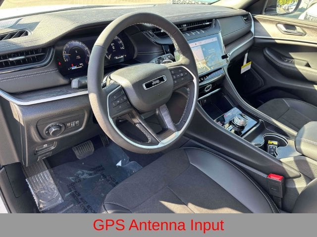 2027 Jeep Grand Cherokee GRAND CHEROKEE LAREDO ALTITUDE 4X4