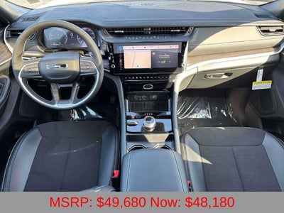 2027 Jeep Grand Cherokee GRAND CHEROKEE LAREDO ALTITUDE 4X4