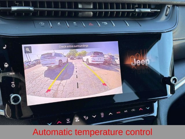 2027 Jeep Grand Cherokee GRAND CHEROKEE LAREDO ALTITUDE 4X4