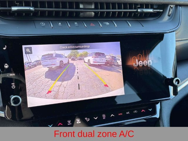 2027 Jeep Grand Cherokee GRAND CHEROKEE LAREDO ALTITUDE 4X4