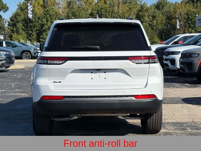 2027 Jeep Grand Cherokee GRAND CHEROKEE LAREDO ALTITUDE 4X4