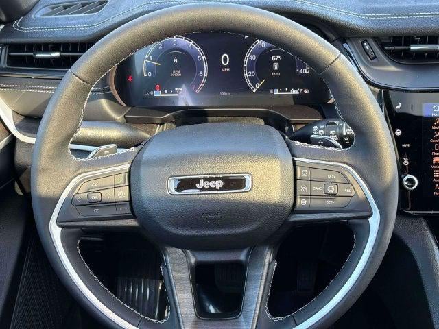 2027 Jeep Grand Cherokee GRAND CHEROKEE LAREDO ALTITUDE 4X4