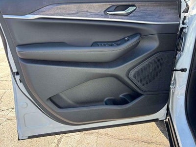2027 Jeep Grand Cherokee GRAND CHEROKEE LAREDO ALTITUDE 4X4