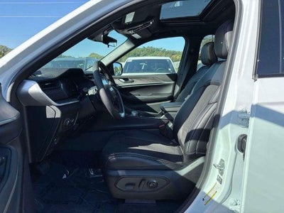 2027 Jeep Grand Cherokee GRAND CHEROKEE LAREDO ALTITUDE 4X4