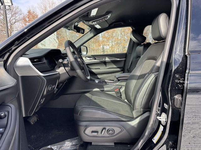 2026 Jeep Grand Cherokee GRAND CHEROKEE ALTITUDE 4X4