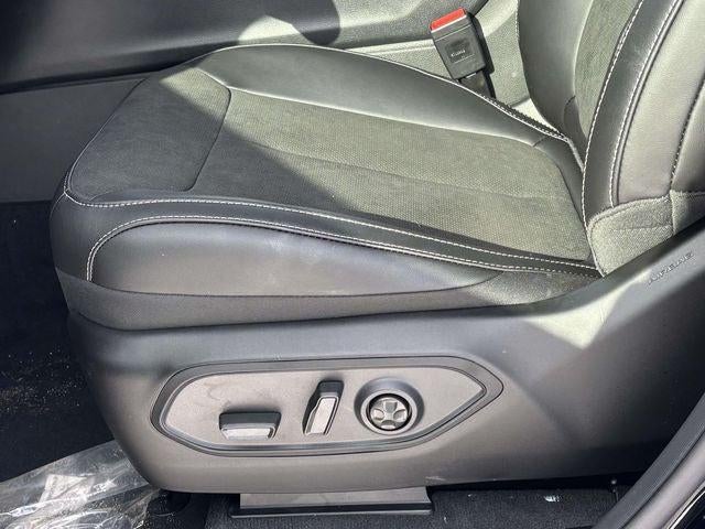 2026 Jeep Grand Cherokee GRAND CHEROKEE ALTITUDE 4X4