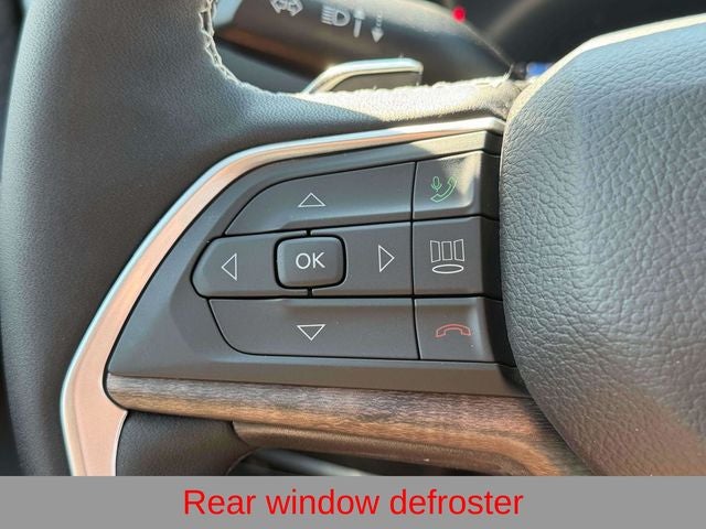 2027 Jeep Grand Cherokee Laredo Altitude