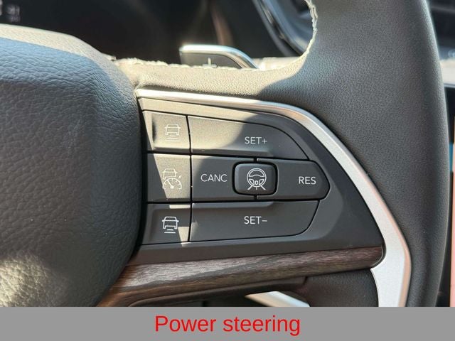 2027 Jeep Grand Cherokee Laredo Altitude