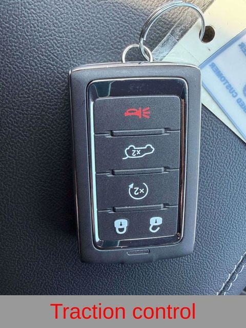 2027 Jeep Grand Cherokee Laredo Altitude
