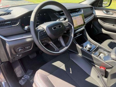 2027 Jeep Grand Cherokee Laredo Altitude