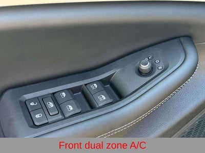 2027 Jeep Grand Cherokee Laredo Altitude