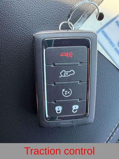 2027 Jeep Grand Cherokee Laredo Altitude