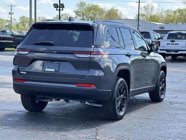 2026 Jeep Grand Cherokee GRAND CHEROKEE LAREDO ALTITUDE 4X4