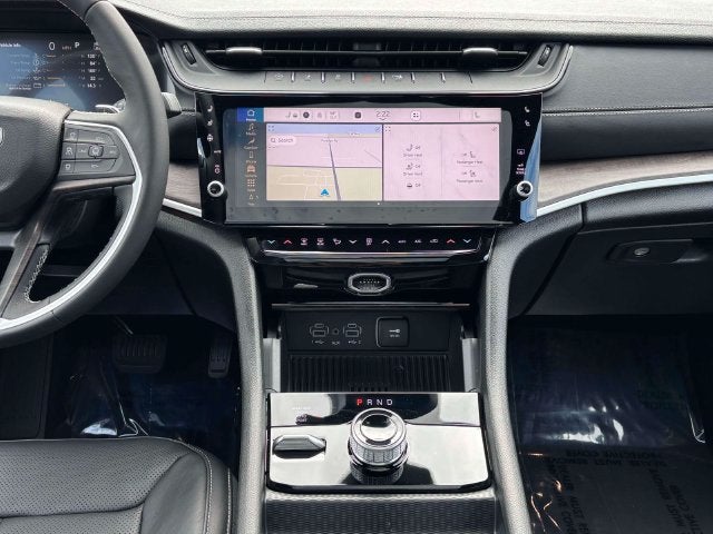 2027 Jeep Grand Cherokee GRAND CHEROKEE LIMITED RESERVE 4X4