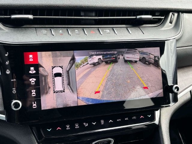 2027 Jeep Grand Cherokee GRAND CHEROKEE LIMITED RESERVE 4X4