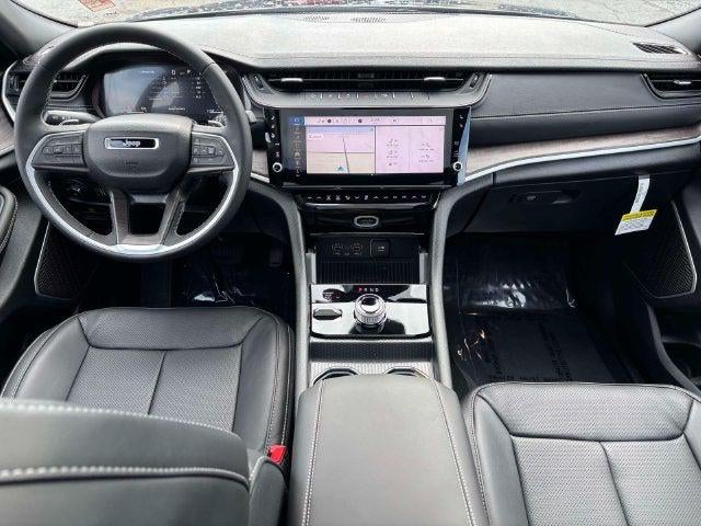 2027 Jeep Grand Cherokee GRAND CHEROKEE LIMITED RESERVE 4X4