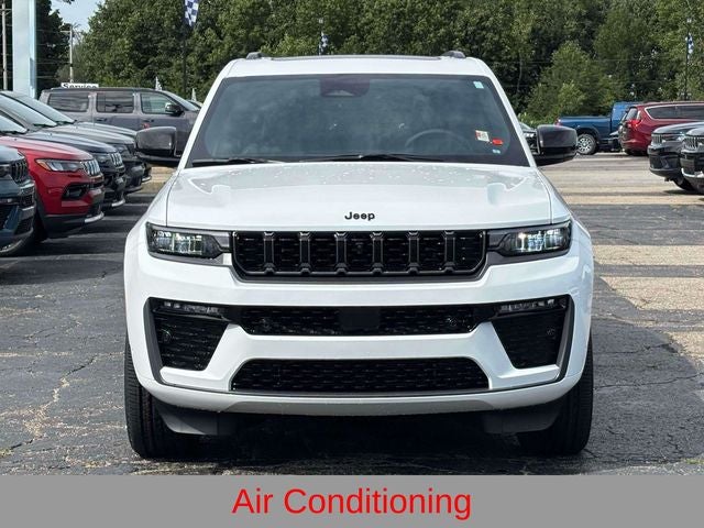 2027 Jeep Grand Cherokee Limited Reserve