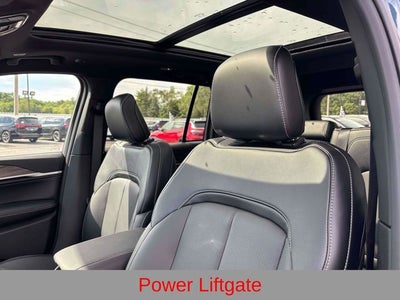 2027 Jeep Grand Cherokee Limited Reserve