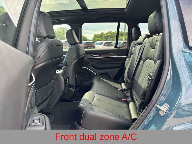 2027 Jeep Grand Cherokee Limited Reserve
