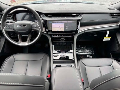 2027 Jeep Grand Cherokee GRAND CHEROKEE LIMITED 4X4