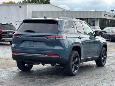 2027 Jeep Grand Cherokee GRAND CHEROKEE LIMITED 4X4