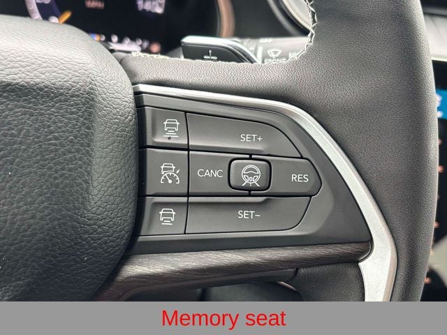 2027 Jeep Grand Cherokee GRAND CHEROKEE LIMITED RESERVE 4X4