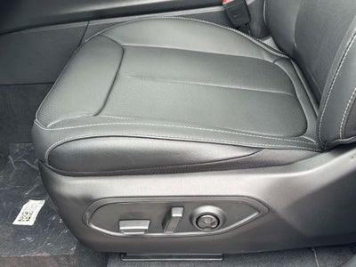 2027 Jeep Grand Cherokee GRAND CHEROKEE LIMITED RESERVE 4X4