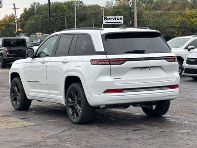 2027 Jeep Grand Cherokee GRAND CHEROKEE LIMITED RESERVE 4X4