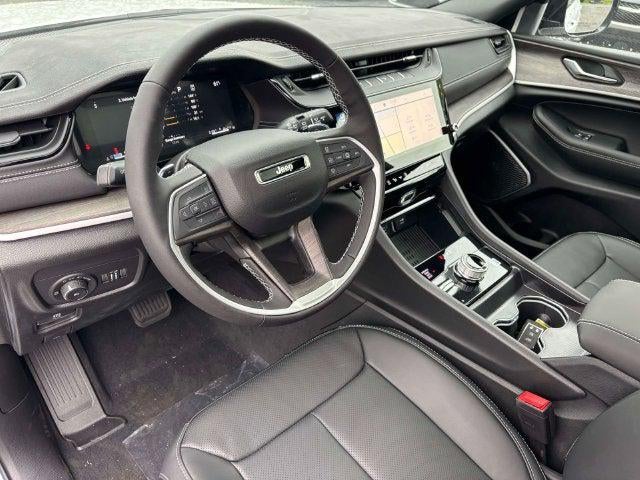 2027 Jeep Grand Cherokee GRAND CHEROKEE LIMITED RESERVE 4X4