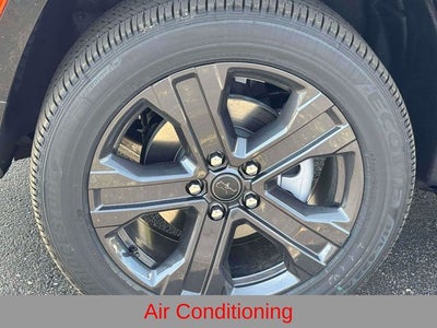 2027 Jeep Grand Cherokee GRAND CHEROKEE LIMITED RESERVE 4X4