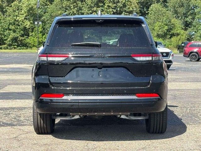 2027 Jeep Grand Cherokee GRAND CHEROKEE LIMITED RESERVE 4X4