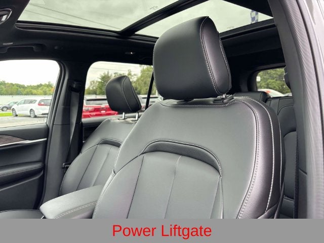2027 Jeep Grand Cherokee GRAND CHEROKEE LIMITED 4X4