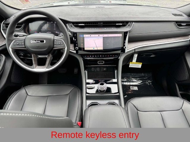 2027 Jeep Grand Cherokee GRAND CHEROKEE LIMITED 4X4
