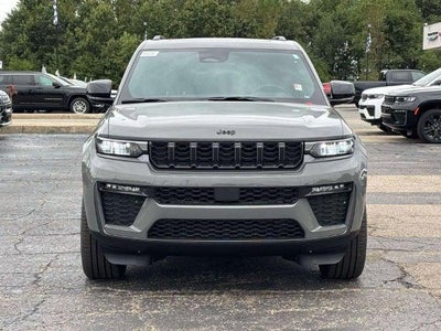 2027 Jeep Grand Cherokee GRAND CHEROKEE LIMITED 4X4