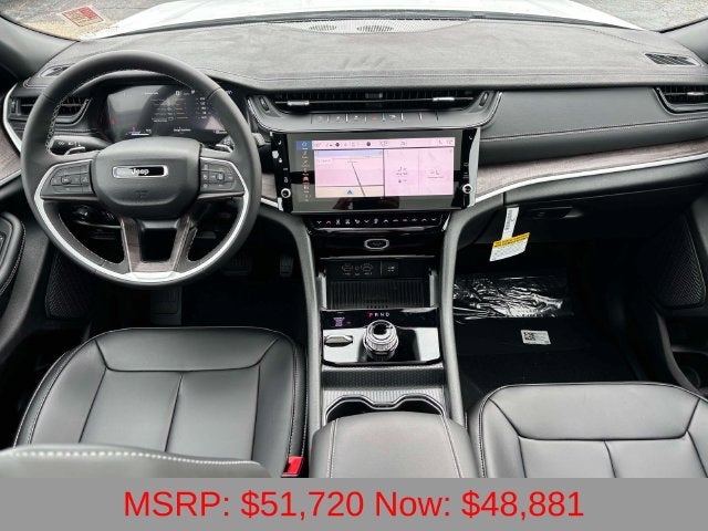 2027 Jeep Grand Cherokee GRAND CHEROKEE LIMITED 4X4