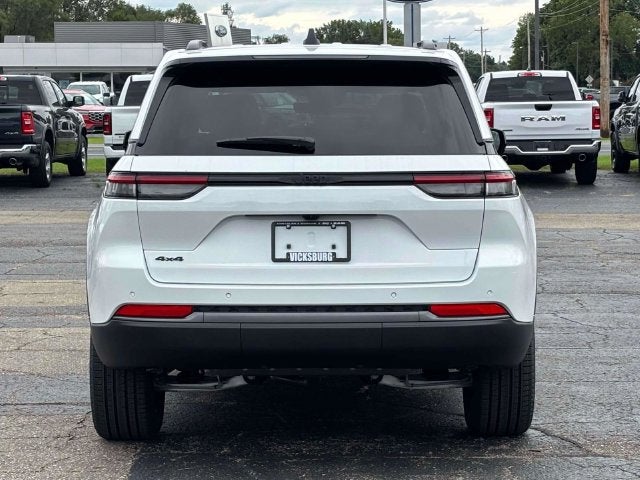 2027 Jeep Grand Cherokee GRAND CHEROKEE LIMITED 4X4