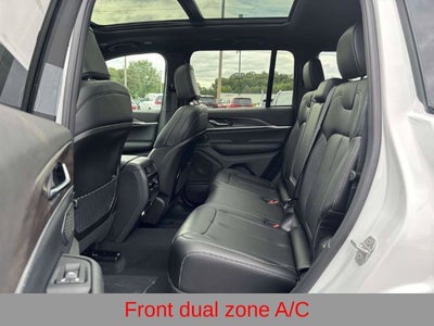 2027 Jeep Grand Cherokee GRAND CHEROKEE LIMITED 4X4