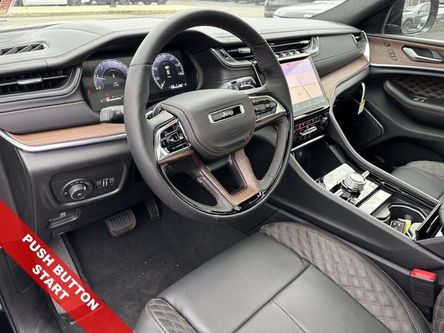 2025 Jeep Grand Cherokee GRAND CHEROKEE SUMMIT 4X4