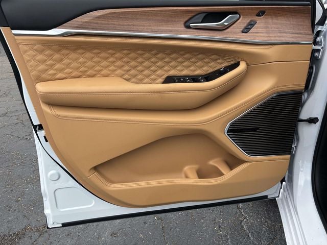 2026 Jeep Grand Cherokee GRAND CHEROKEE SUMMIT 4X4