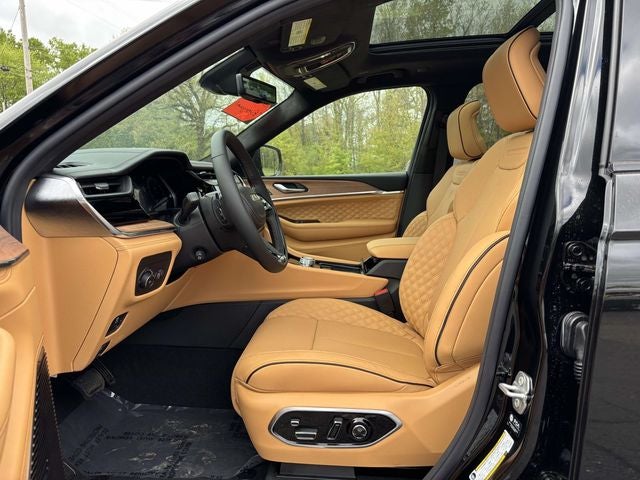 2026 Jeep Grand Cherokee GRAND CHEROKEE SUMMIT 4X4
