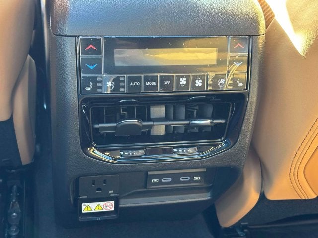 2027 Jeep Grand Cherokee GRAND CHEROKEE SUMMIT 4X4