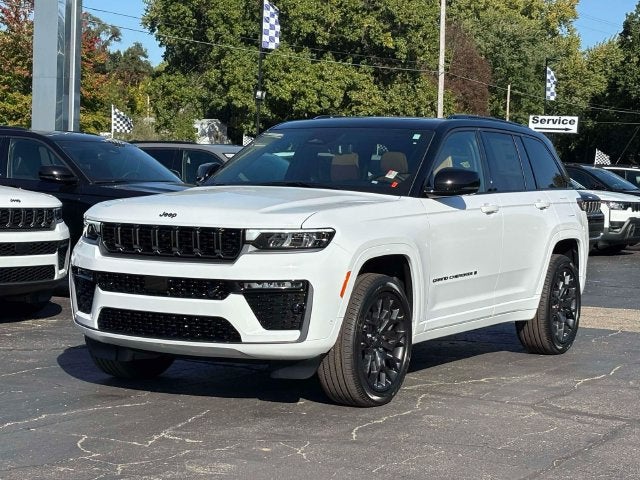 2027 Jeep Grand Cherokee GRAND CHEROKEE SUMMIT 4X4