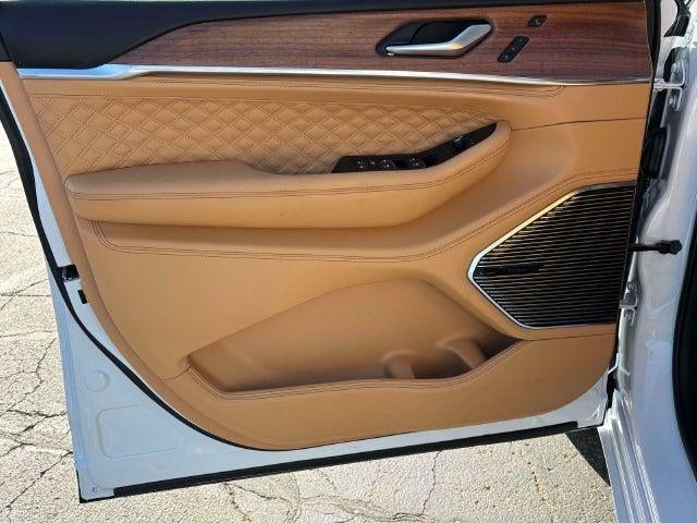 2027 Jeep Grand Cherokee GRAND CHEROKEE SUMMIT 4X4