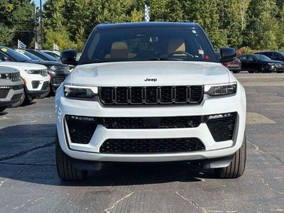 2027 Jeep Grand Cherokee GRAND CHEROKEE SUMMIT 4X4