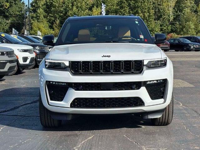 2027 Jeep Grand Cherokee GRAND CHEROKEE SUMMIT 4X4