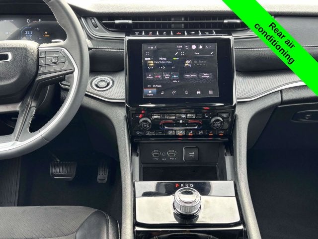 2023 Jeep Grand Cherokee L Altitude 4x4
