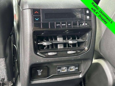 2023 Jeep Grand Cherokee L Altitude 4x4