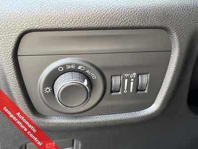 2025 Jeep Grand Cherokee GRAND CHEROKEE L ALTITUDE 4X4